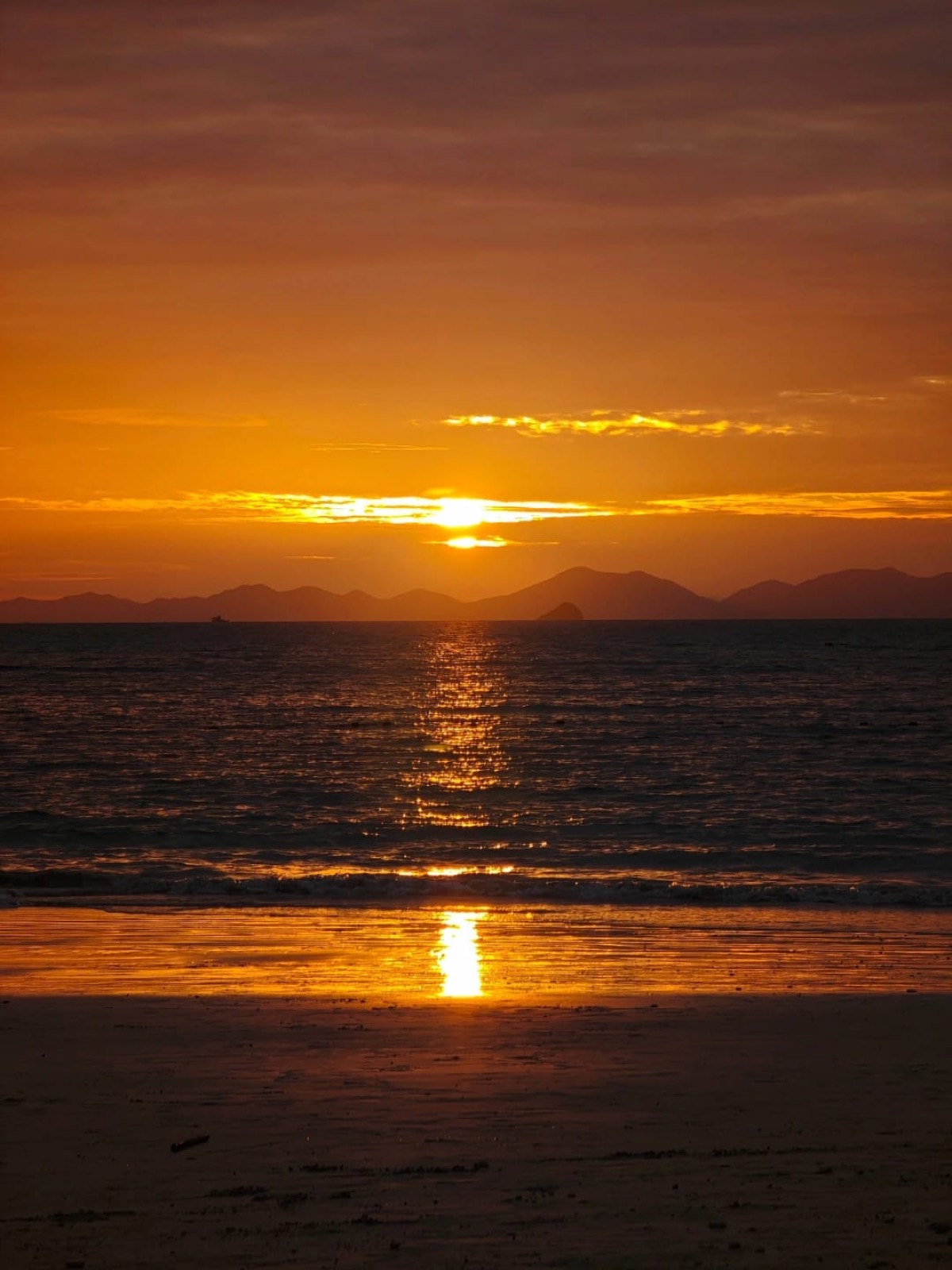 Coucher de soleil sur la mer